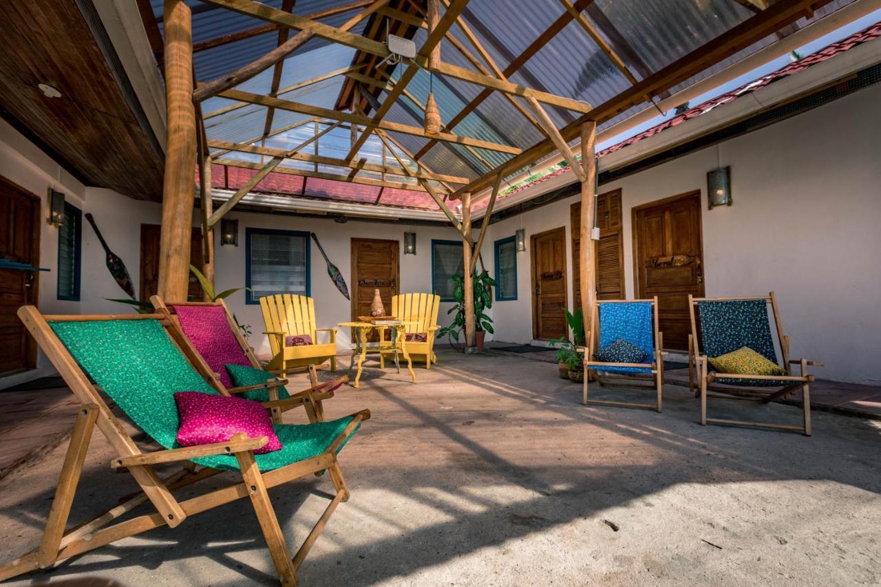 Dona Mara Gastro Hotel Бокас Екстер'єр фото